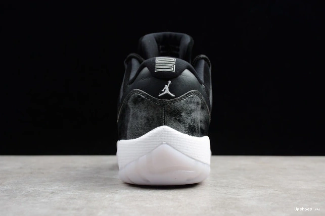 528895-010 11 Retro Barons  Low Jordan 0807